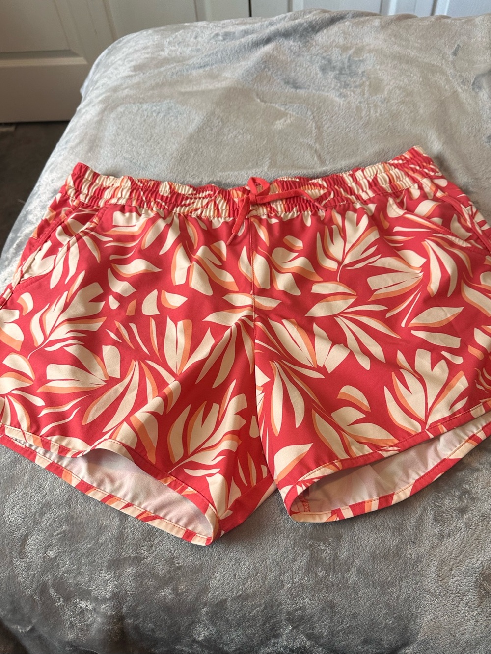 Women’s Columbia  Bogata Bay Print Coral Omni-SHADE UPF 50 Sz: XL EUC